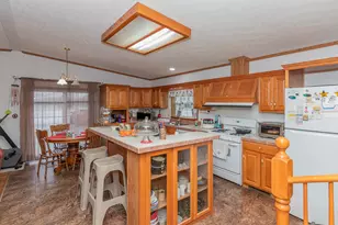 40021 Co Rd 665, Paw Paw, MI 49079 - Photo 9