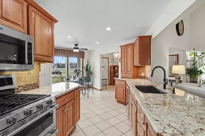 11 Santalina Trail, Battle Creek, MI 49014 - Photo 5