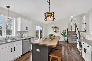 826 Meadow Dr, Wayland, MI 49348 - Photo 9