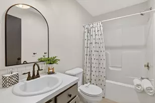 826 Meadow Dr, Wayland, MI 49348 - Photo 19