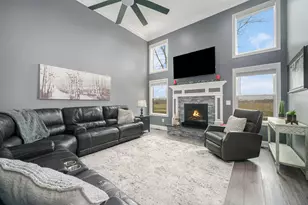 8068 Jack Pine Dr, Ypsilanti, MI 48197 - Photo 5