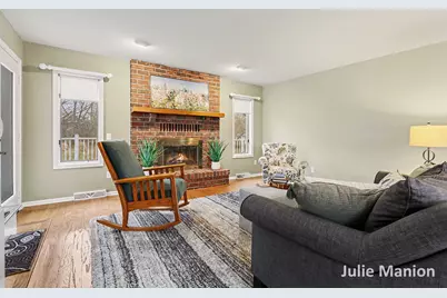 4701 Maplehollow Court SE, Grand Rapids, MI 49508 - Photo 5