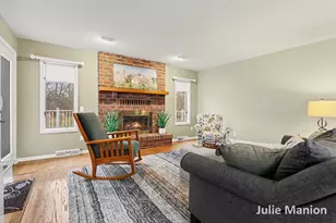 4701 Maplehollow Ct SE, Grand Rapids, MI 49508 - Photo 5