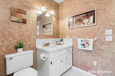 4701 Maplehollow Court SE, Grand Rapids, MI 49508 - Photo 15