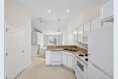 1518 Beechtree #22, Grand Haven, MI 49417 - Photo 9