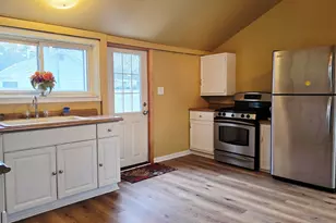 321 S 4th St, Edmore, MI 48829 - Photo 3