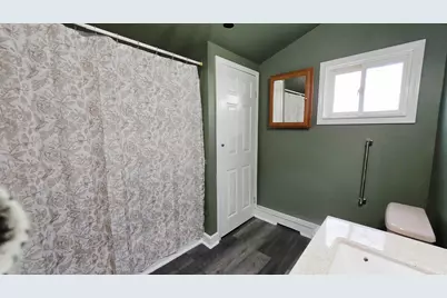 321 S 4th Street, Edmore, MI 48829 - Photo 9