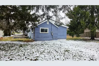 321 S 4th Street, Edmore, MI 48829 - Photo 21