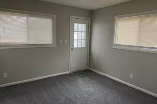 18949 Washtenaw St, Harper Woods, MI 48225 - Photo 11