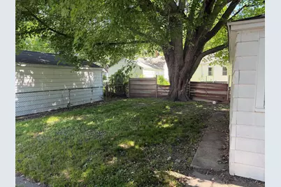 18949 Washtenaw Street, Harper Woods, MI 48225 - Photo 17