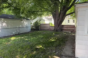 18949 Washtenaw St, Harper Woods, MI 48225 - Photo 17