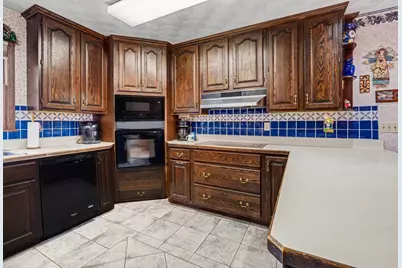 102 Sweetheart Lane, Battle Creek, MI 49017 - Photo 13