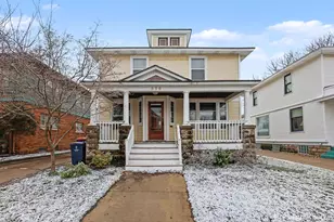 356 Pine Ave, Holland, MI 49423 - Photo 1