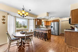 1234 Harwood Cir, Saline, MI 48176 - Photo 3