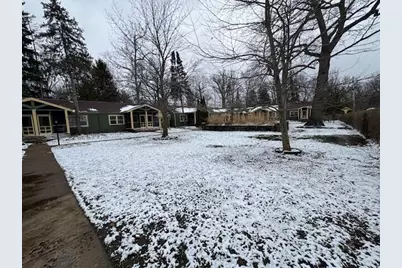 15657 Lakeshore Road #3, Union Pier, MI 49129 - Photo 3