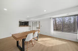 300 Briarcrest Dr, Ann Arbor, MI 48104 - Photo 11