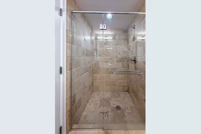 525 W Lafayette Boulevard #21E, Detroit, MI 48226 - Photo 15