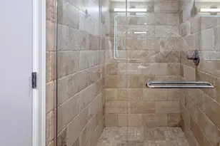 525 W Lafayette Blvd, Detroit, MI 48226 - Photo 15