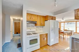 829 N Jefferson St, Lowell, MI 49331 - Photo 11