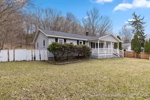 829 N Jefferson St, Lowell, MI 49331 - Photo 3