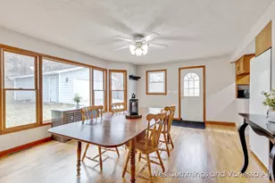 829 N Jefferson St, Lowell, MI 49331 - Photo 13