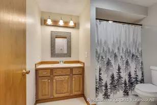 829 N Jefferson St, Lowell, MI 49331 - Photo 19