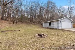 829 N Jefferson St, Lowell, MI 49331 - Photo 29