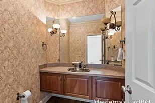 6146 E Longview Dr, East Lansing, MI 48823 - Photo 21