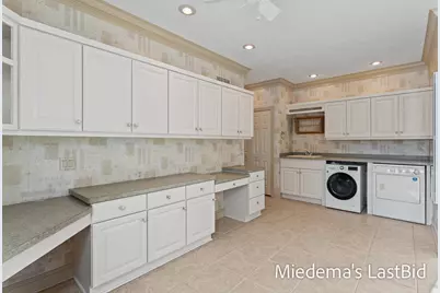 6146 E Longview Drive, East Lansing, MI 48823 - Photo 39