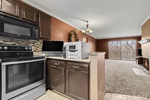 3336 Devonwood Hills NE, Grand Rapids, MI 49525 - Photo 7