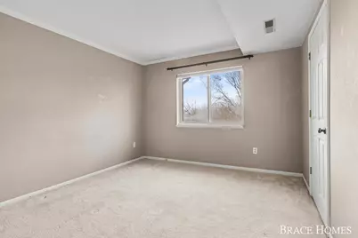 3336 Devonwood Hills NE #E, Grand Rapids, MI 49525 - Photo 13
