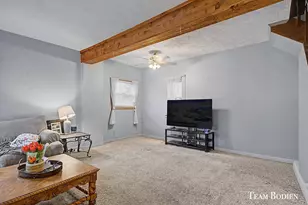 1050 Spring Ave NE, Grand Rapids, MI 49503 - Photo 9