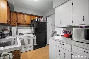 1050 Spring Ave NE, Grand Rapids, MI 49503 - Photo 11