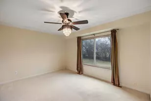 24403 Elmhurst Ave, Farmington Hills, MI 48336 - Photo 9