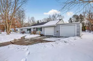 75 Taylor Ave, Battle Creek, MI 49037 - Photo 3