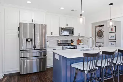 38310 Huron Pointe Drive, Harrison Township, MI 48045 - Photo 25