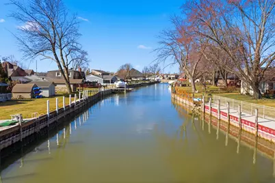 38310 Huron Pointe Drive, Harrison Township, MI 48045 - Photo 61