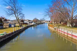 38310 Huron Pointe Dr, Harrison Township, MI 48045 - Photo 61