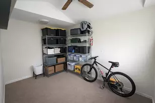 38310 Huron Pointe Dr, Harrison Township, MI 48045 - Photo 5