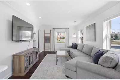 38310 Huron Pointe Drive, Harrison Township, MI 48045 - Photo 13