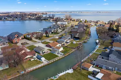 38310 Huron Pointe Drive, Harrison Township, MI 48045 - Photo 65