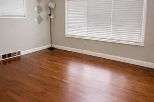 14415 Lithgow St, Dearborn, MI 48126 - Photo 9