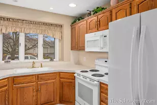 2614 Rolling Ridge Ln NW, Grand Rapids, MI 49534 - Photo 13