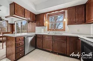 4102 40th Ave, Hudsonville, MI 49426 - Photo 9