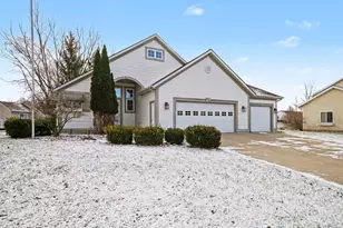 736 Maynard NW, Grand Rapids, MI 49504 - Photo 1