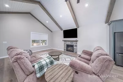 1398 12 Mile Road, Remus, MI 49340 - Photo 13