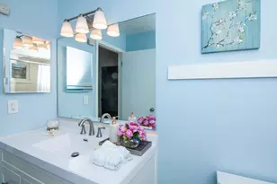 352 Manor Dr, Ann Arbor, MI 48105 - Photo 31