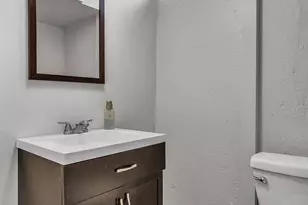 35901 Dover St, Livonia, MI 48150 - Photo 35