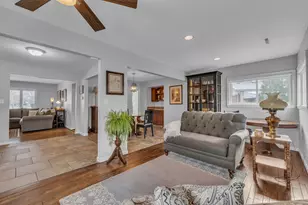 35901 Dover St, Livonia, MI 48150 - Photo 21