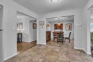 35901 Dover St, Livonia, MI 48150 - Photo 9